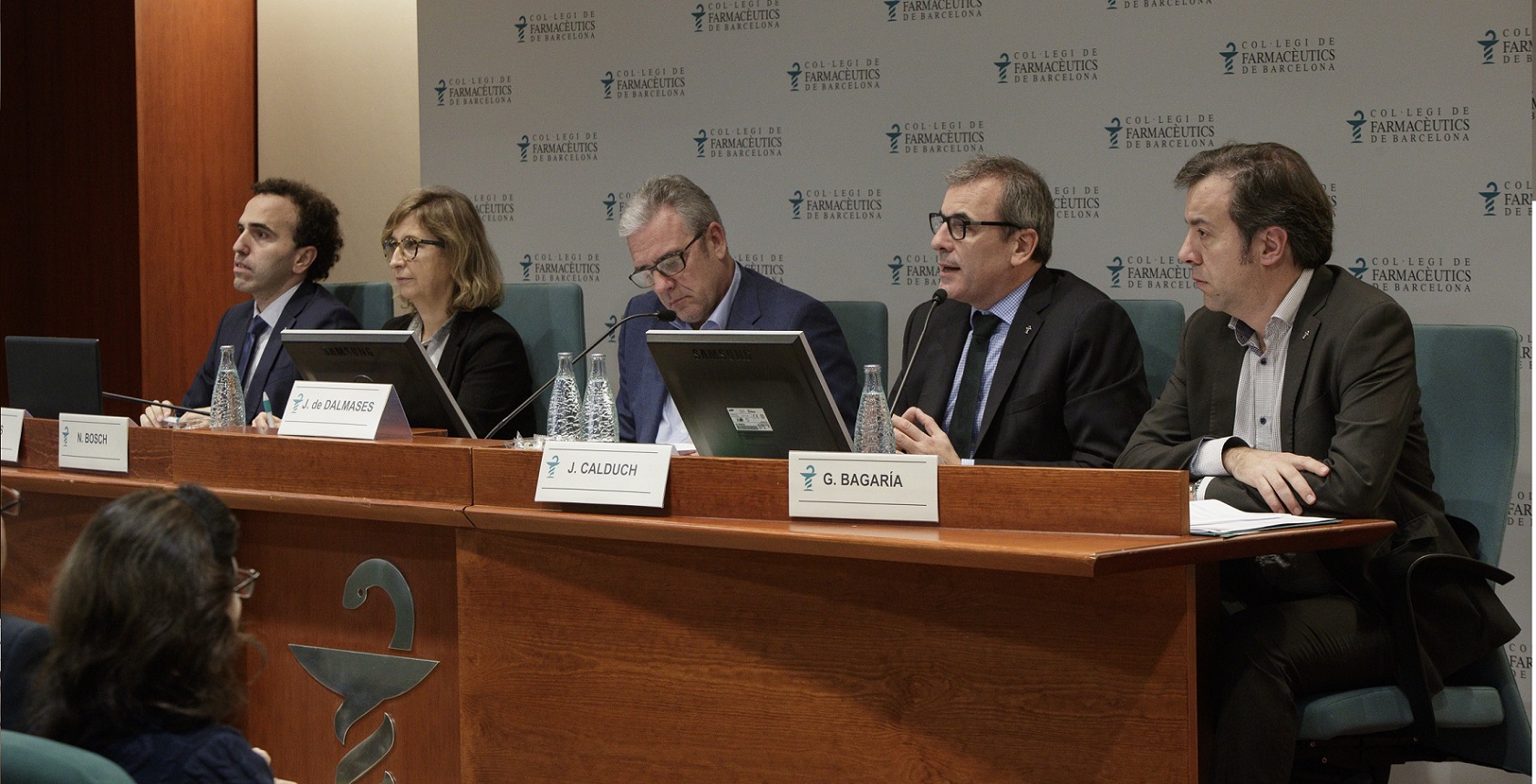 D’esquerra a dreta: Jordi Casas, secretari; Núria Bosch, vicepresidenta; Jordi de Dalmases, president; Joan Calduch, tresorer, i Guillermo Bagaria, vicetresorer