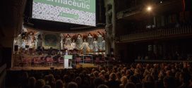 Prop de 500 persones celebren els 125 anys del Col·legi de Farmacèutics de Barcelona al Palau de la Música Catalana