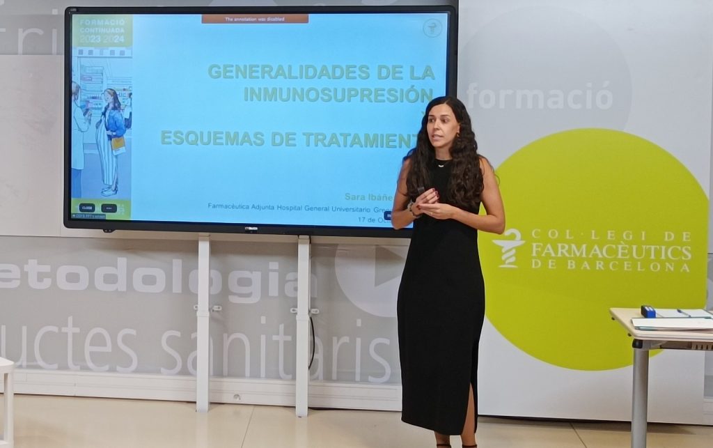  Sara Ibáñez en la seva exposició sobre les generalitats de la immunosupressió. 