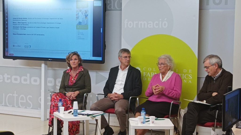 D'esquerra a dreta: Maria J. Ribal, Miquel Recasens, Assumpció Vilà i Josep M. Borràs. 